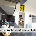 Grosszuegige 80m2 Gruenderzeit Mit Privatem Parkplatz, Kingsize Betten, Nobilia Kueche, 45 Zoll Smart-tv, 150mbts Wlan - Nur Eine Kurzer Spaziergang Durch Den Park Venedig Zur Kraemerbruecke - Ausgewaehlte Empfehlungen Fuer Inklusive * Erfurt