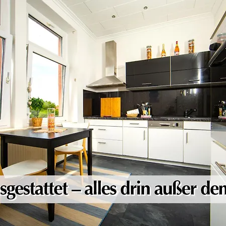 Grosszuegige 80m2 Gruenderzeit Mit Privatem Parkplatz, Kingsize Betten, Nobilia Kueche, 45 Zoll Smart-tv, 150mbts Wlan - Nur Eine Kurzer Spaziergang Durch Den Park Venedig Zur Kraemerbruecke - Ausgewaehlte Empfehlungen Fuer Inklusive