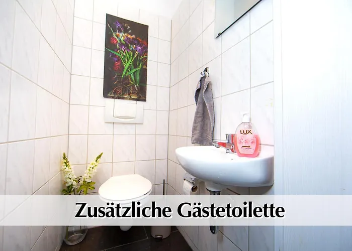 Grosszuegige 80m2 Gruenderzeit Mit Privatem Parkplatz, Kingsize Betten, Nobilia Kueche, 45 Zoll Smart-tv, 150mbts Wlan - Nur Eine Kurzer Spaziergang Durch Den Park Venedig Zur Kraemerbruecke - Ausgewaehlte Empfehlungen Fuer Inklusive Apartmán *